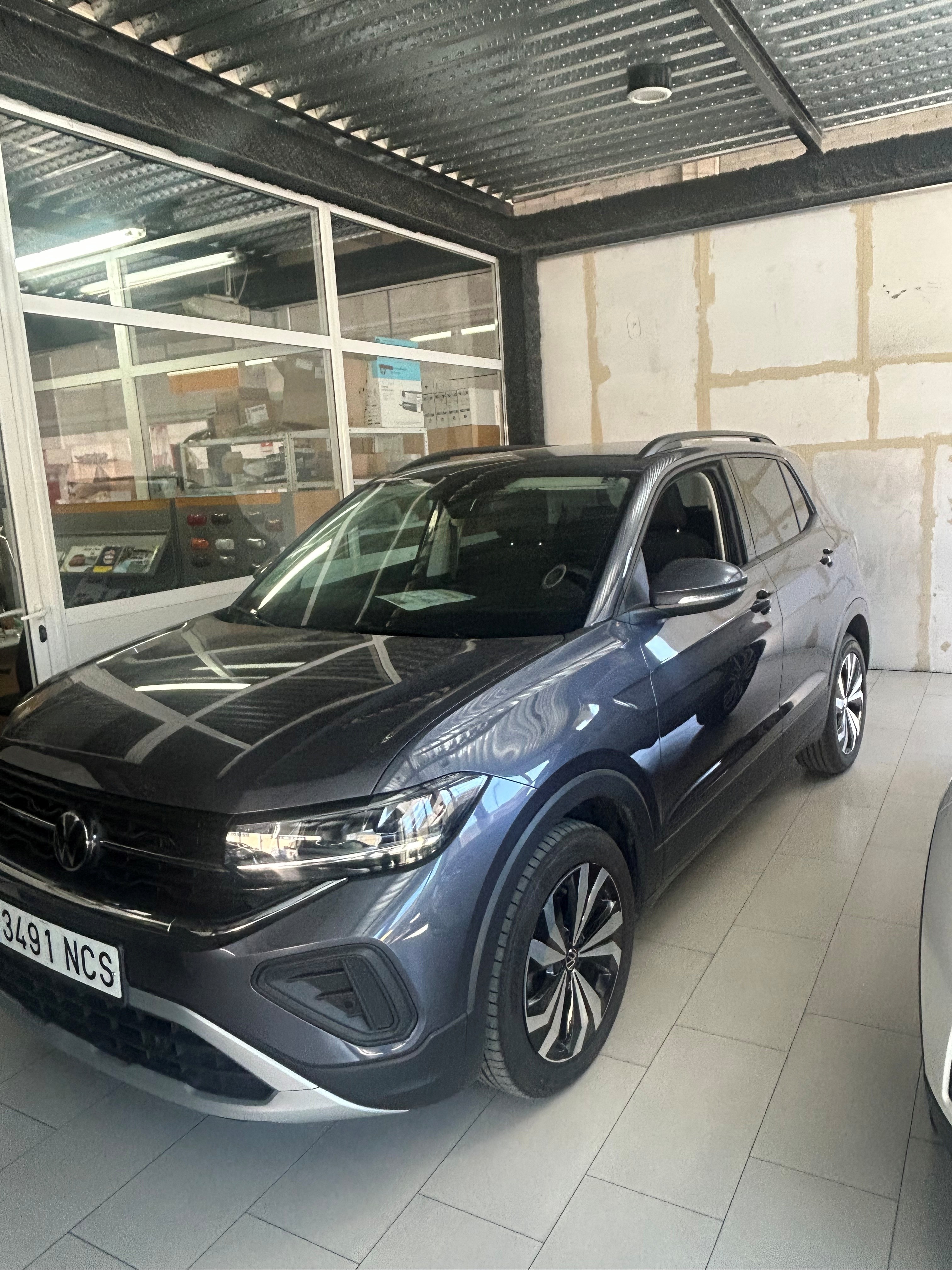 VOLKSWAGEN TCROSS